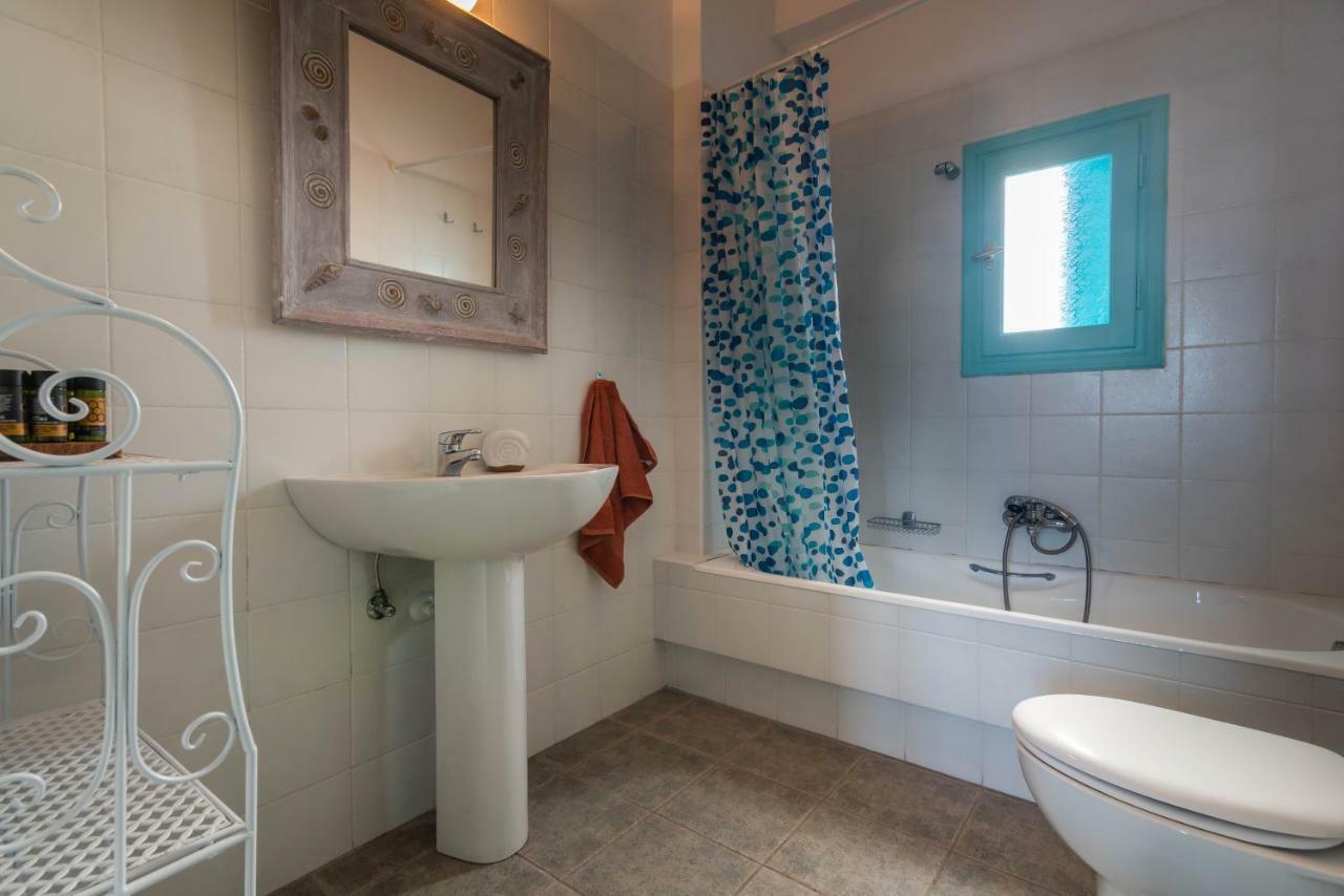 Villa Zefyros Pachaina Ngoại thất bức ảnh